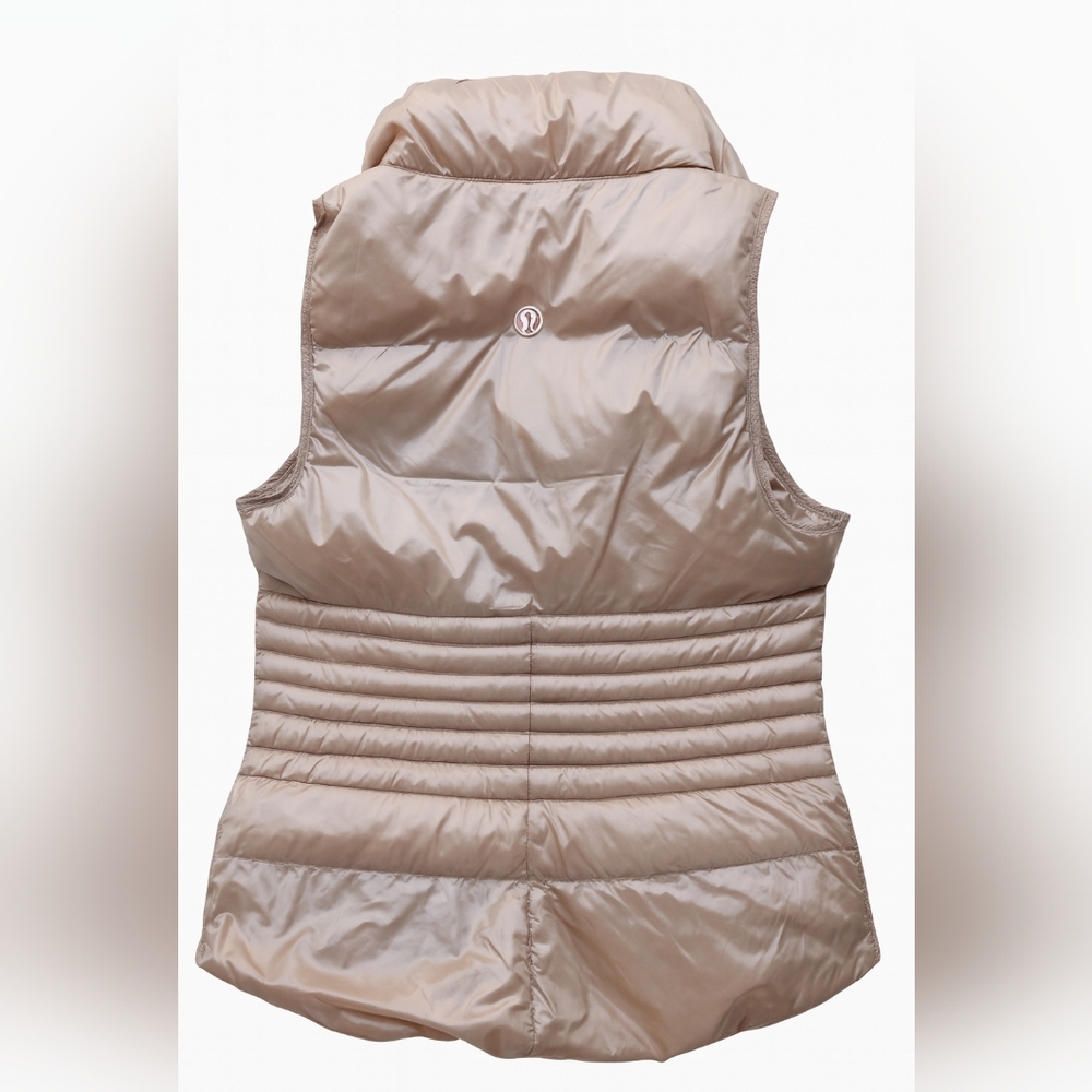 Lululemon Fluffin’ Awesome Vest – Rose Gold - Picture 5 of 10